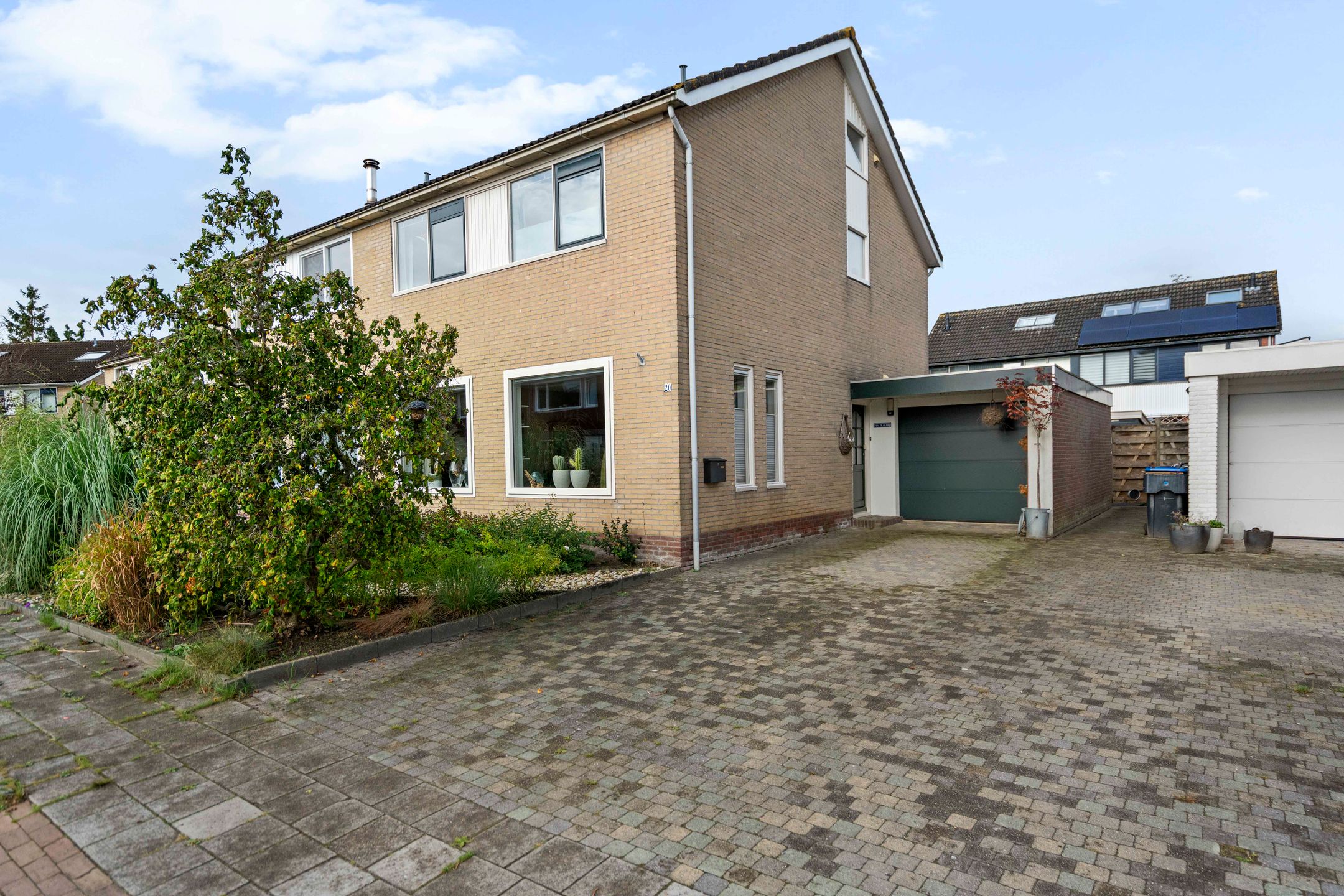 Foto van de Hop 20, Roden