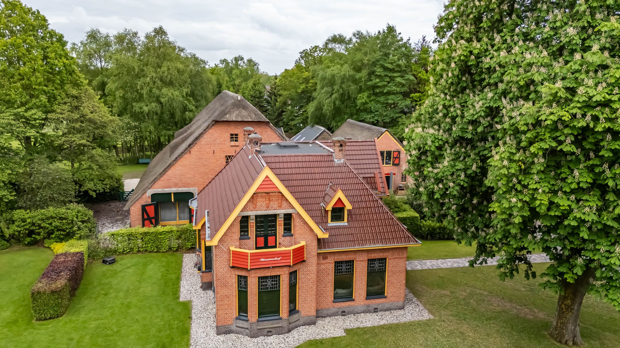 Foto van Oosteinde 1, Roden