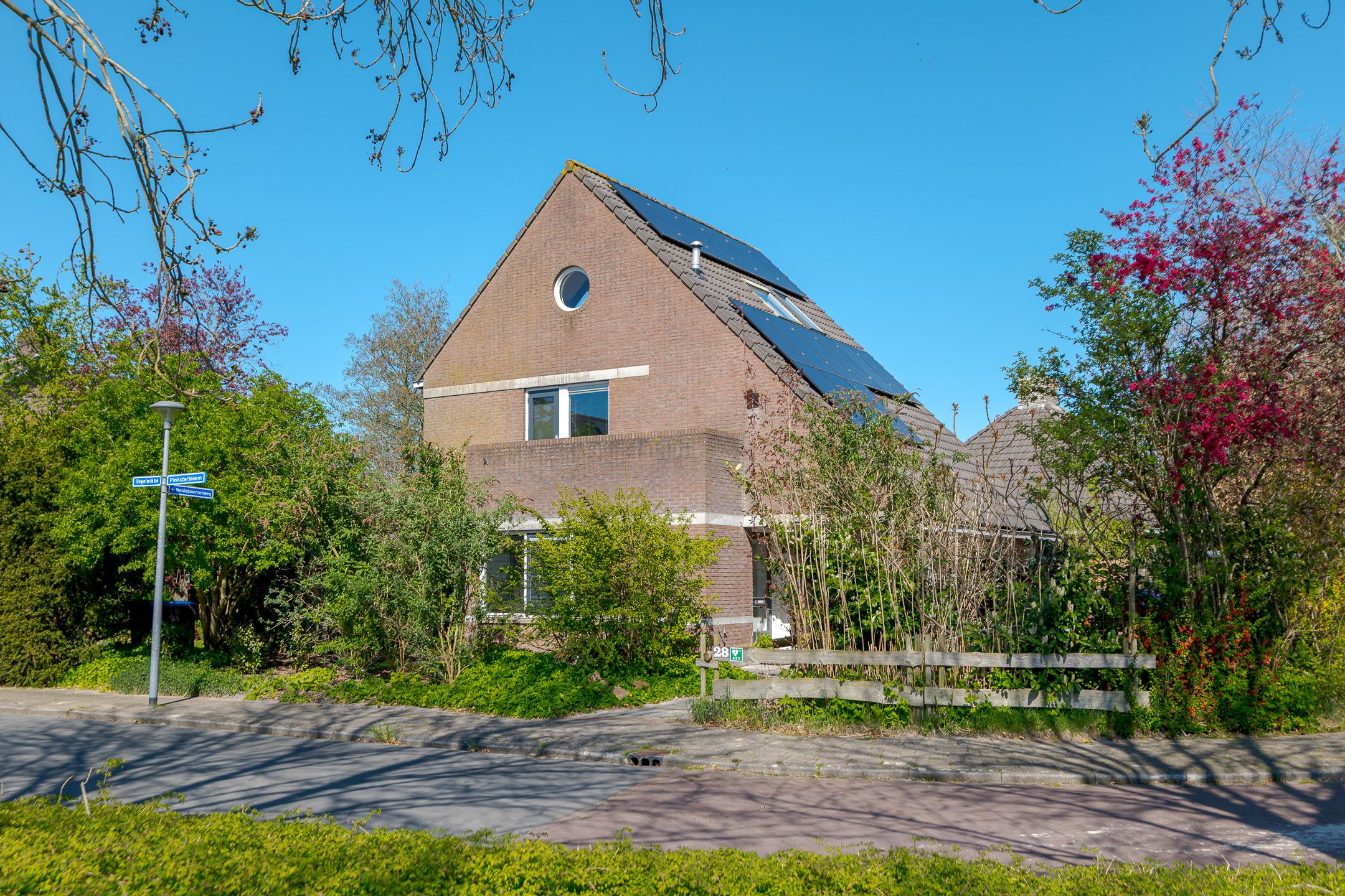 Foto van Vogelwikke 28, Roden