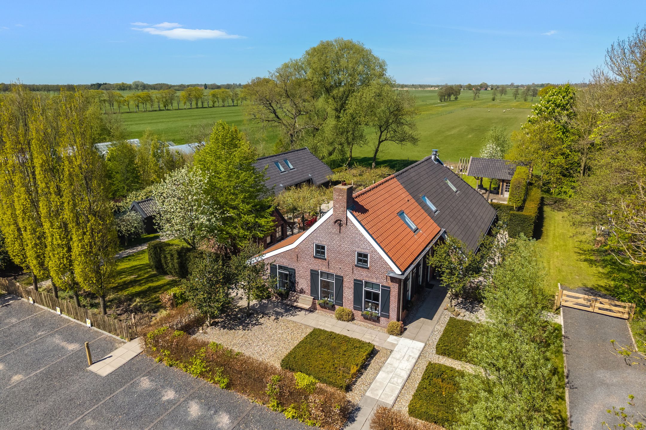 Foto van Achtersteweg 6, Roderwolde