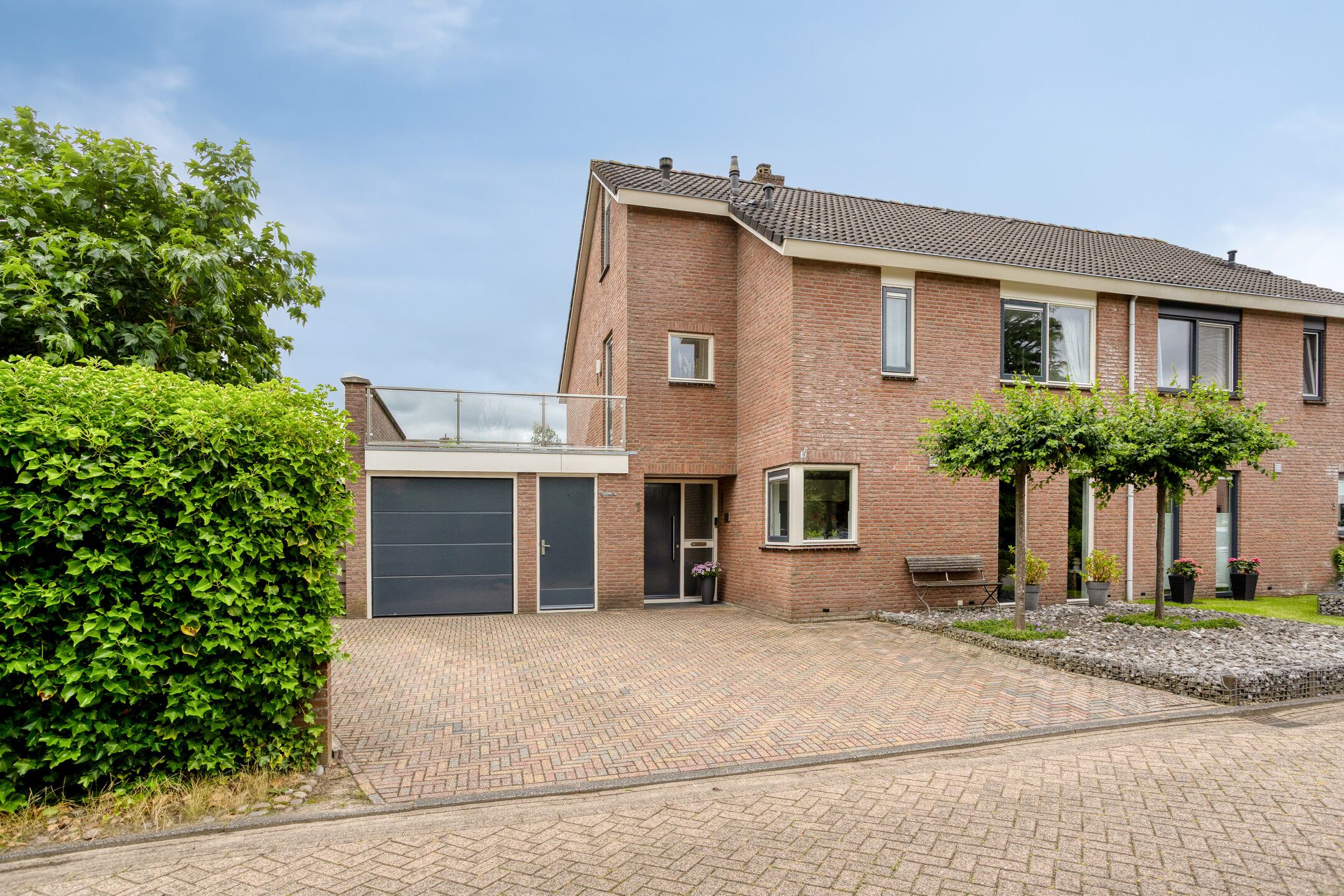 Foto van Kristalstoep 1, Assen