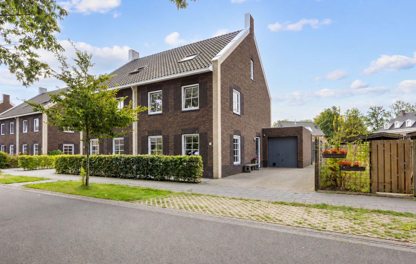 Foto van Elfenbank 2, Assen