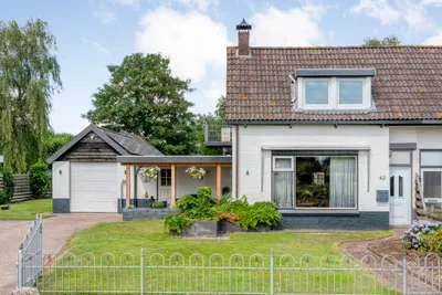 Foto van Oranje 42, Oranje