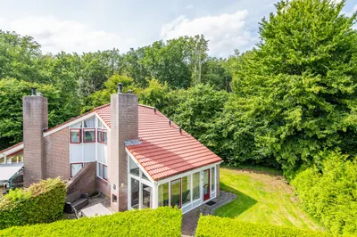 Foto van Het Zwiggelterveld 153, Zwiggelte Geschakelde woning