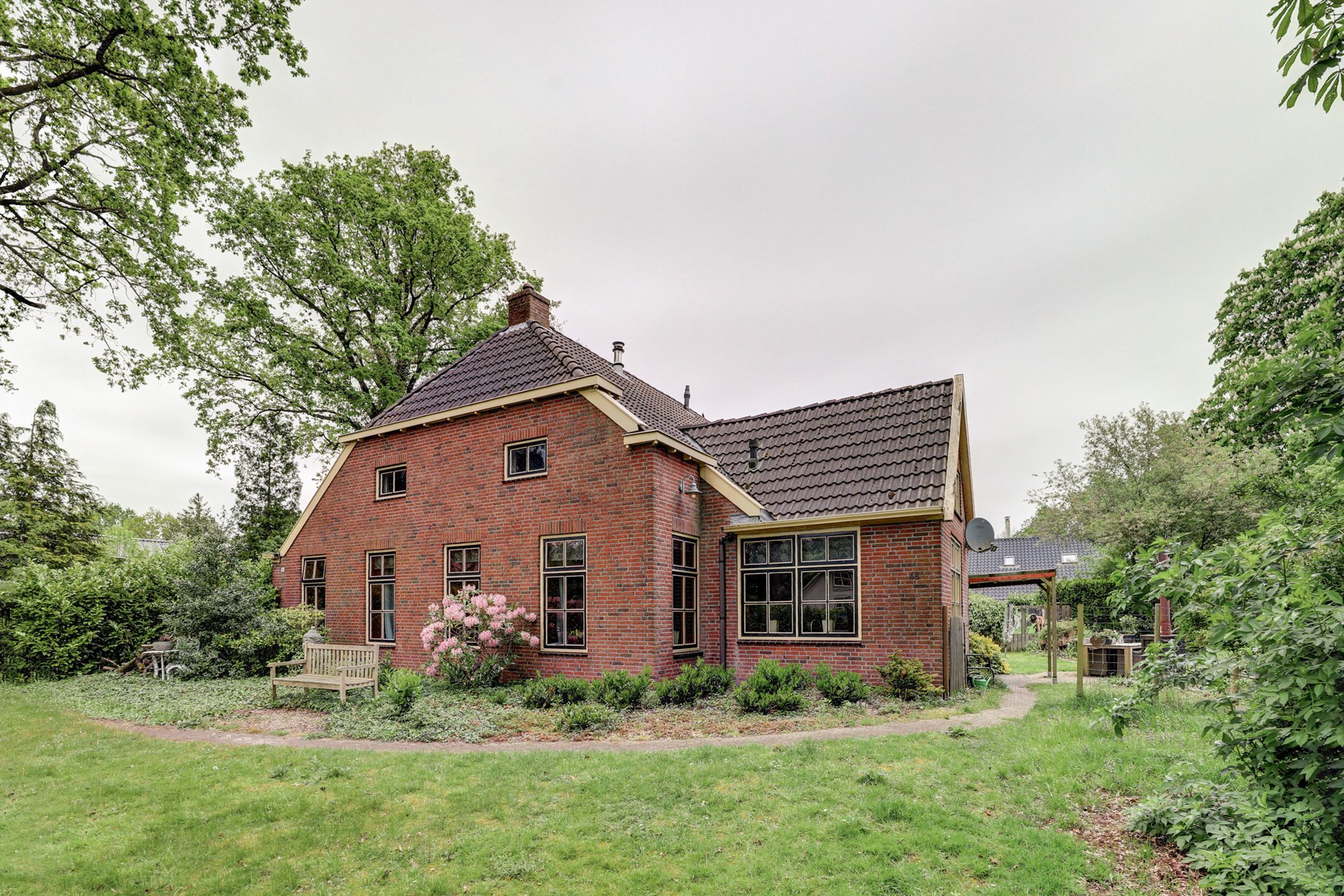 Foto van Dorpsstraat 48, Zuidlaarderveen
