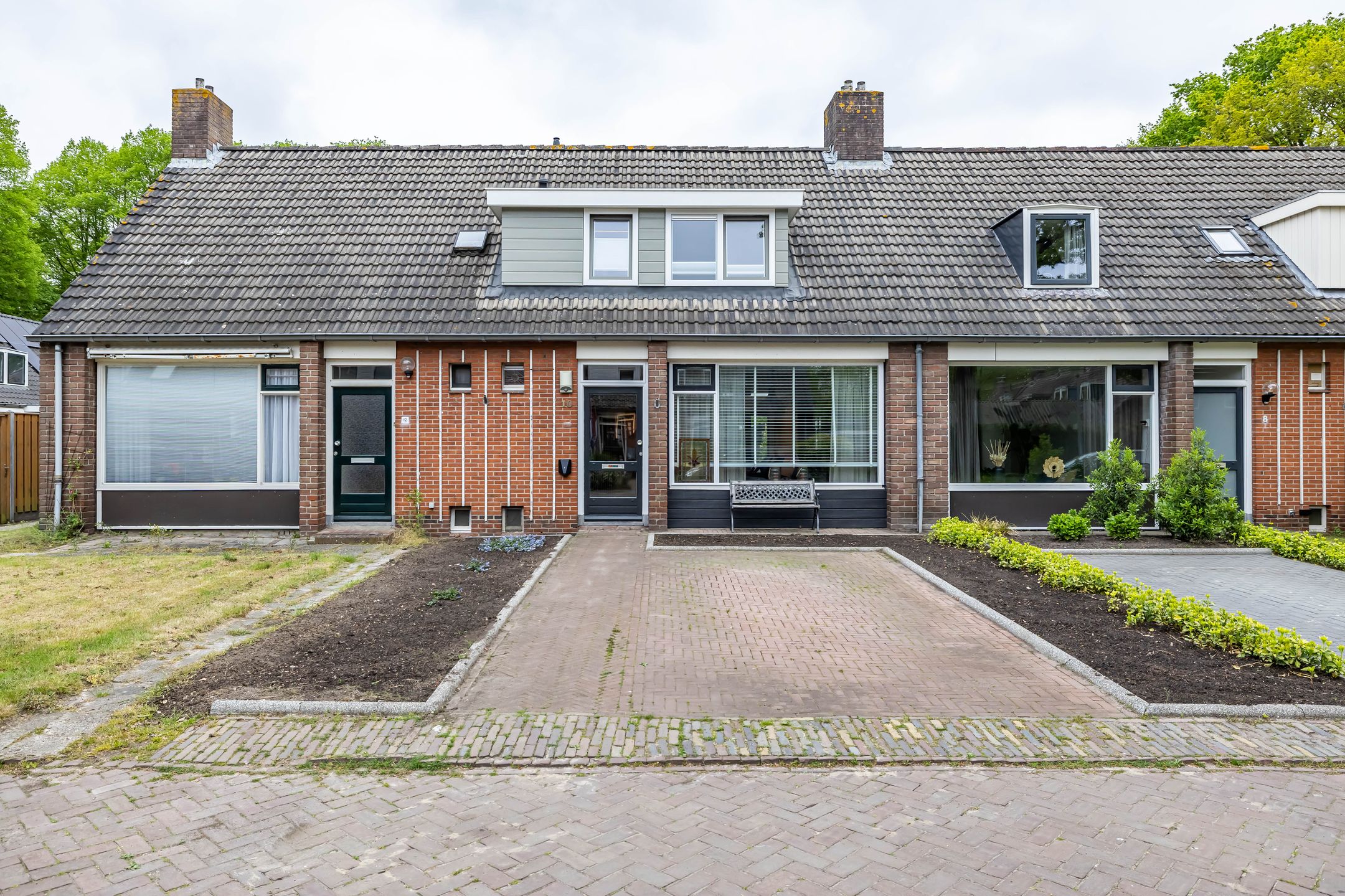 Foto van Wielewaalstraat 10, Vries