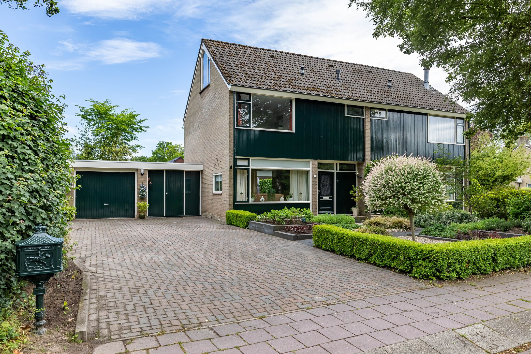 Foto van Leeuwerikstraat 1, Vries