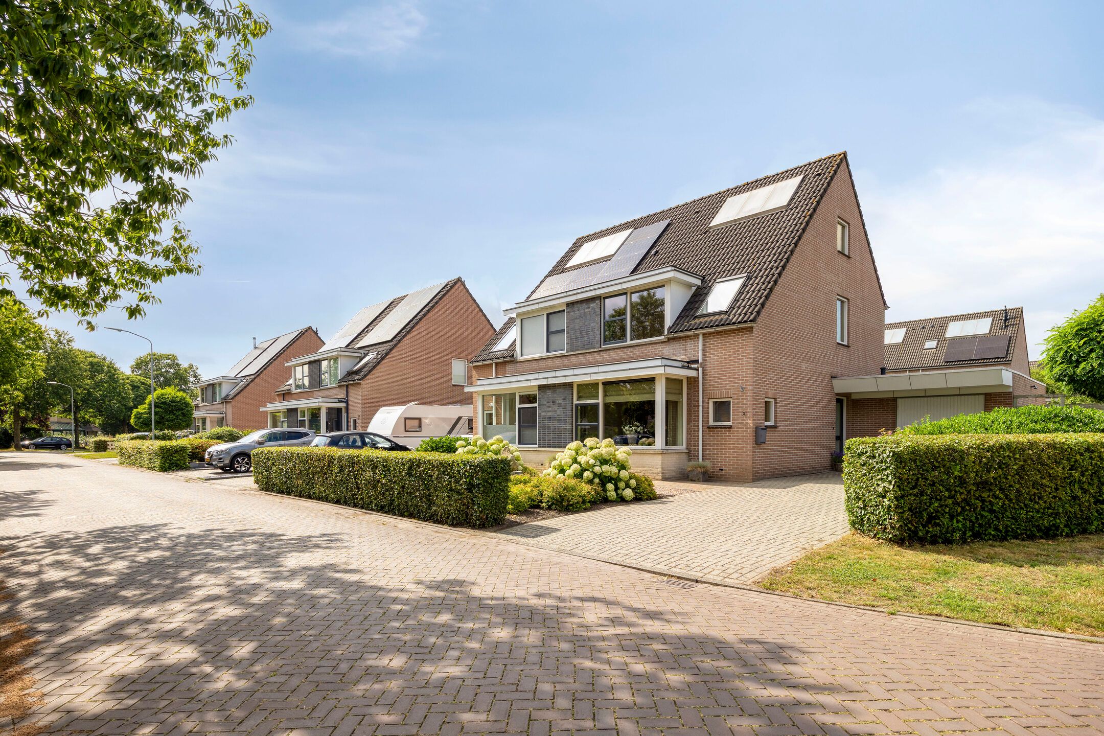 Foto van Vuistbijl 2, Borger
