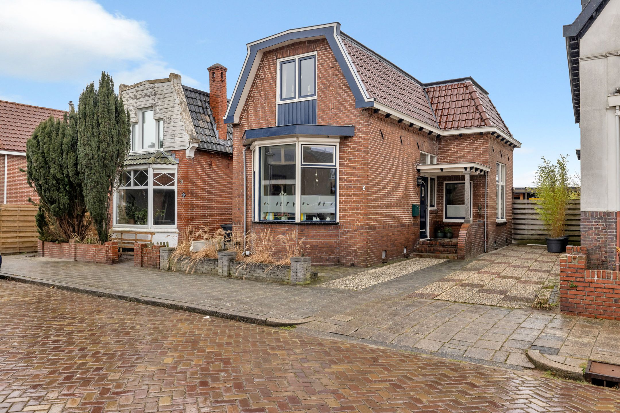 Foto van Adriaan Geertsplein 3, Veendam