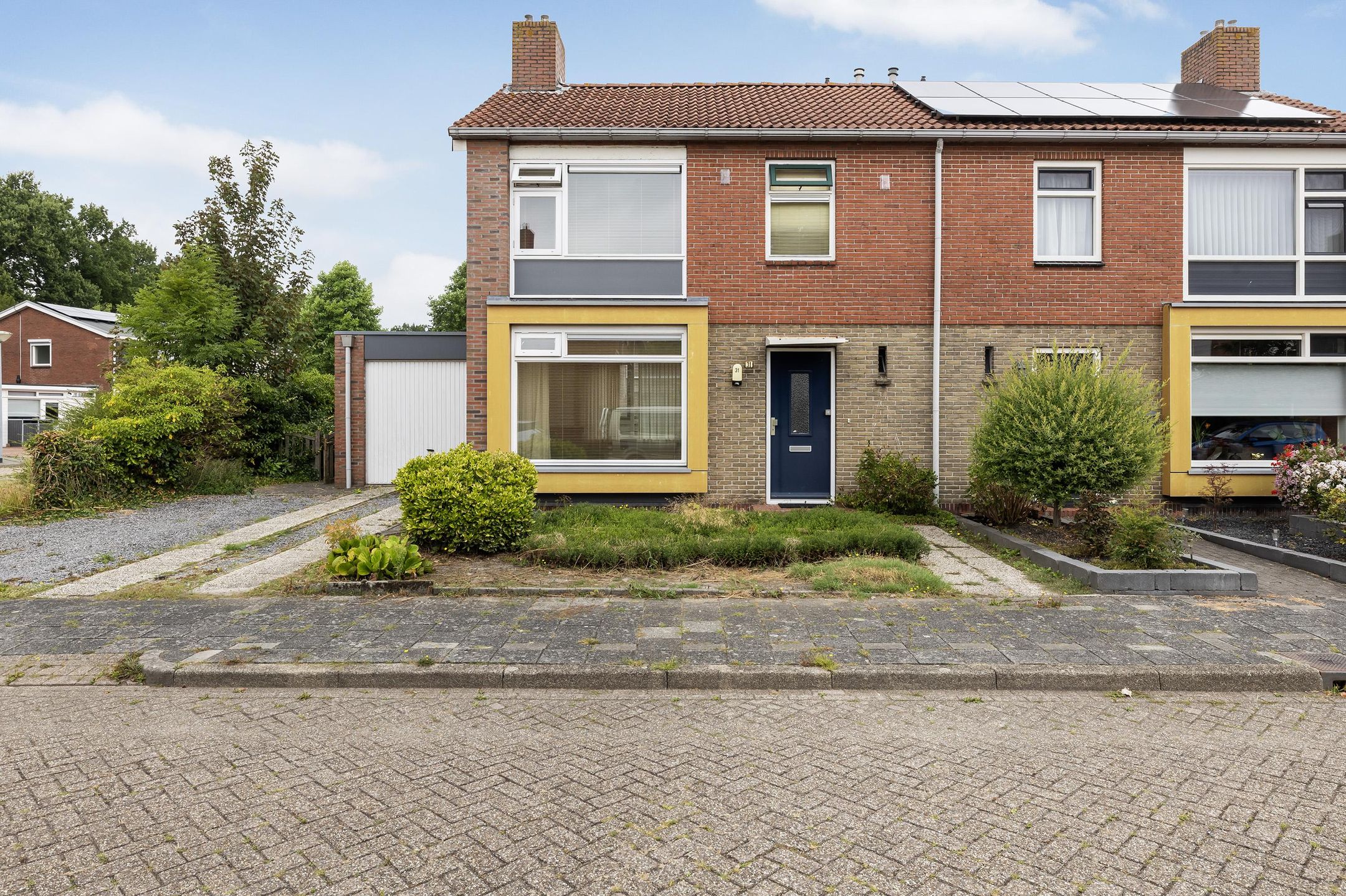 Foto van Dahliastraat 31, Winschoten 2-onder-1-kapwoning