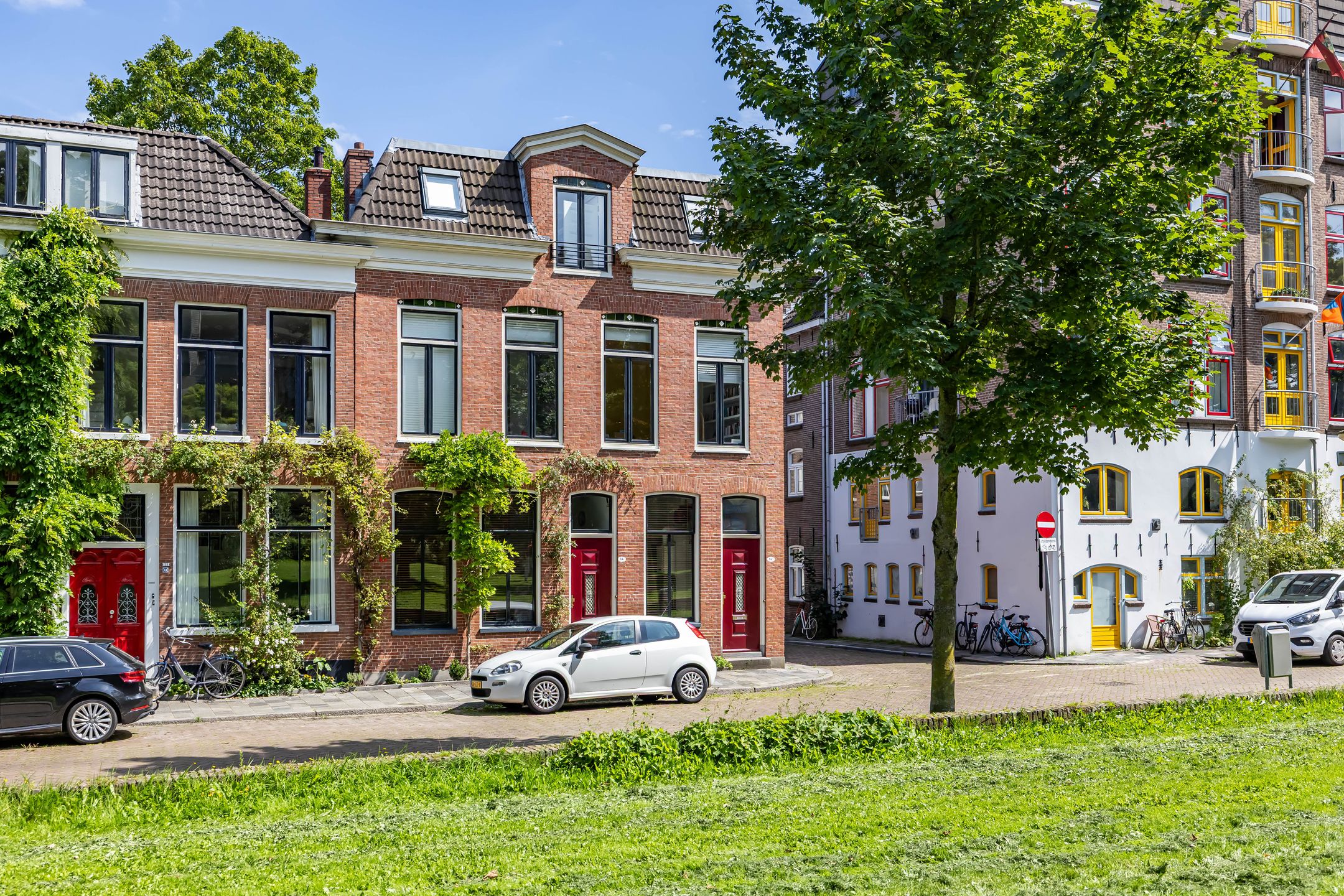 Foto van Nieuwe Kerkhof 14a, Groningen