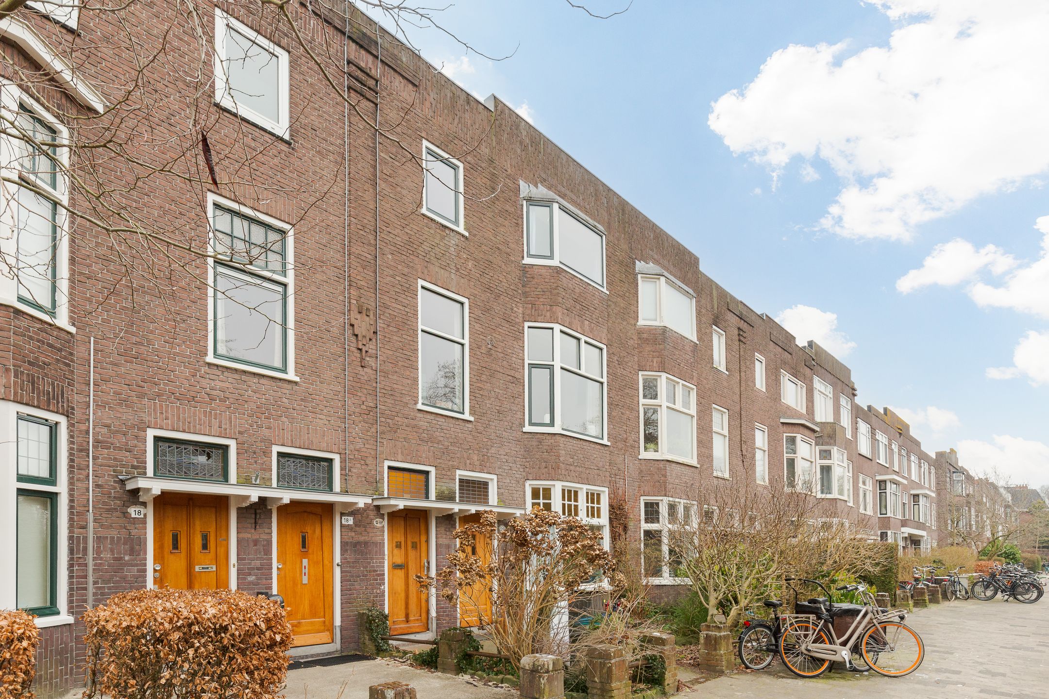 Foto van Nassaulaan 20a, Groningen