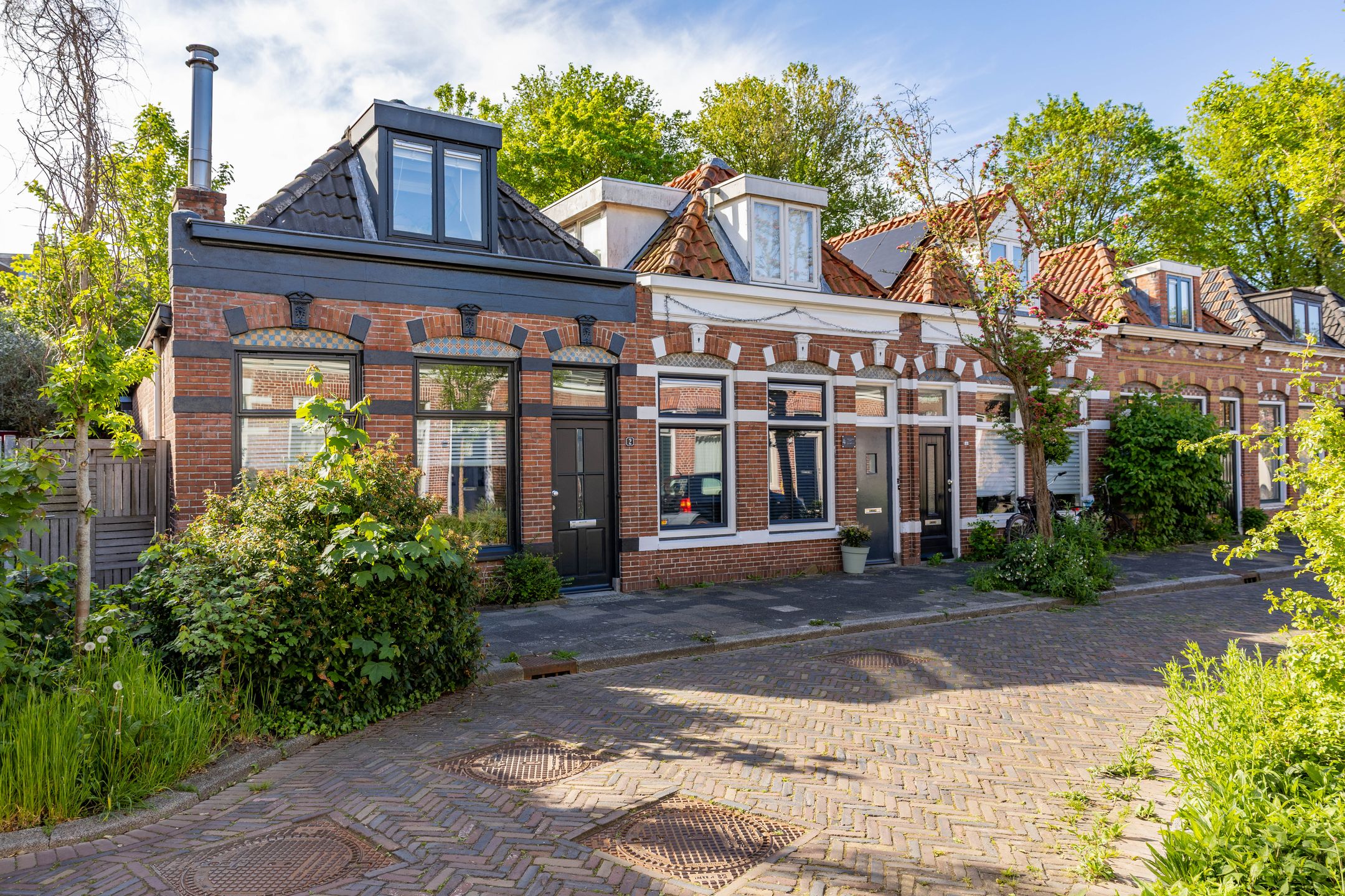 Foto van Eerste Spoorstraat 2, Groningen