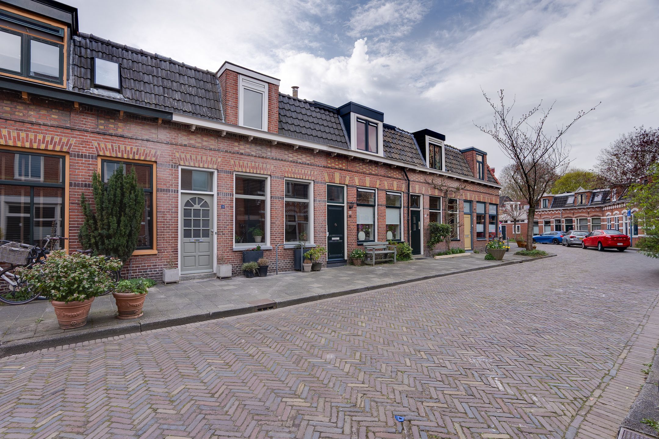 Foto van Tweede Spoorstraat 14, Groningen