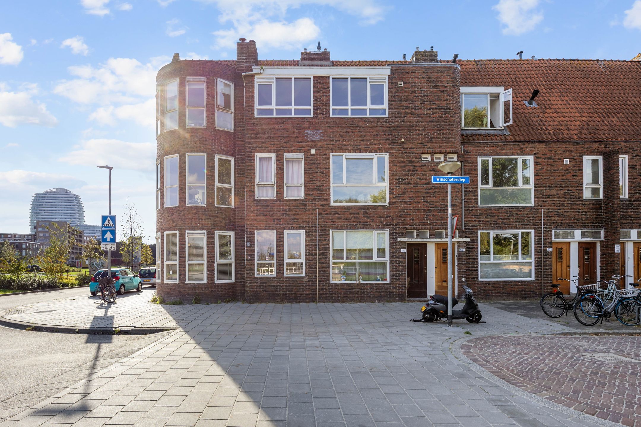 Foto van Winschoterdiep 173A, Groningen