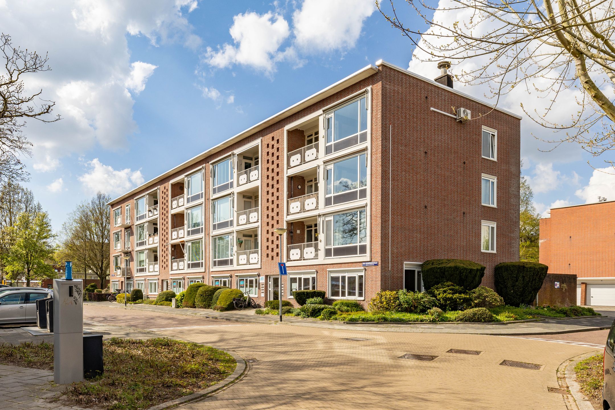 Foto van Van Leeuwenhoekstraat 35, Groningen