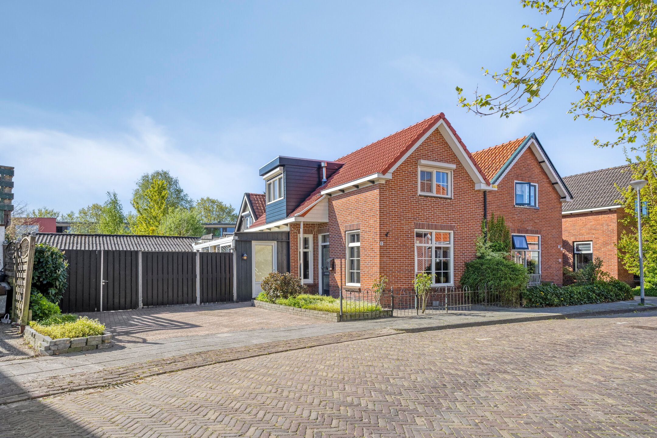 Foto van Arteveldestraat 2, Groningen