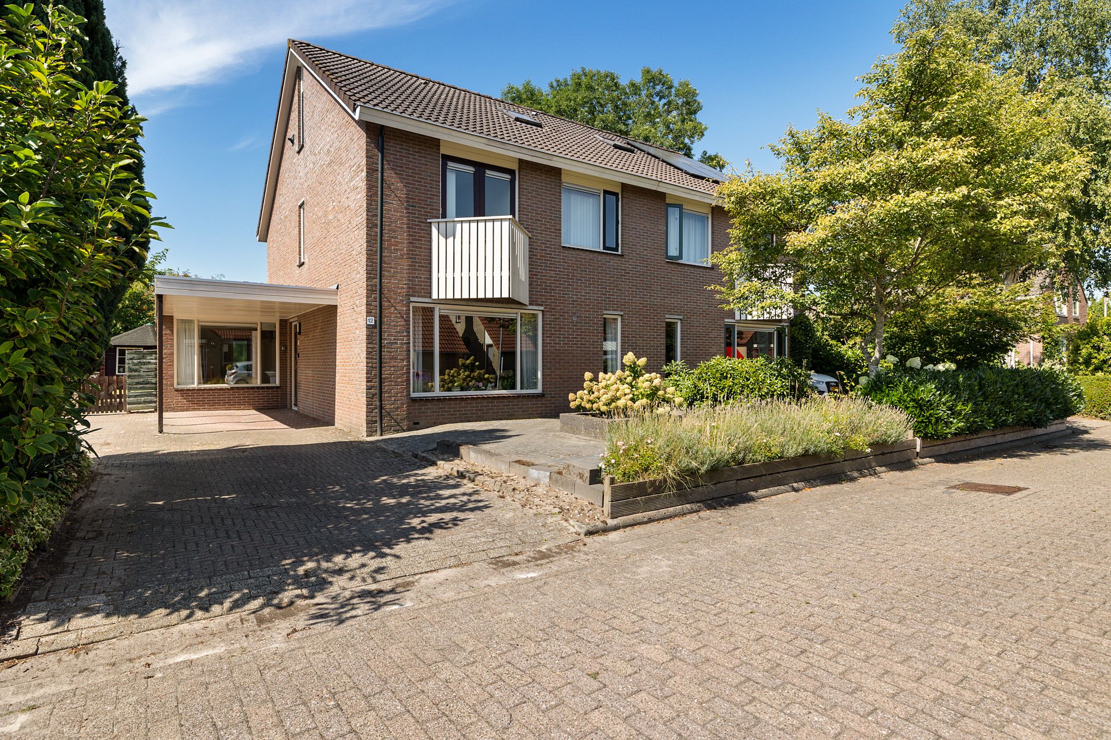 Foto van Burg. Strubenweg 12, Eelde
