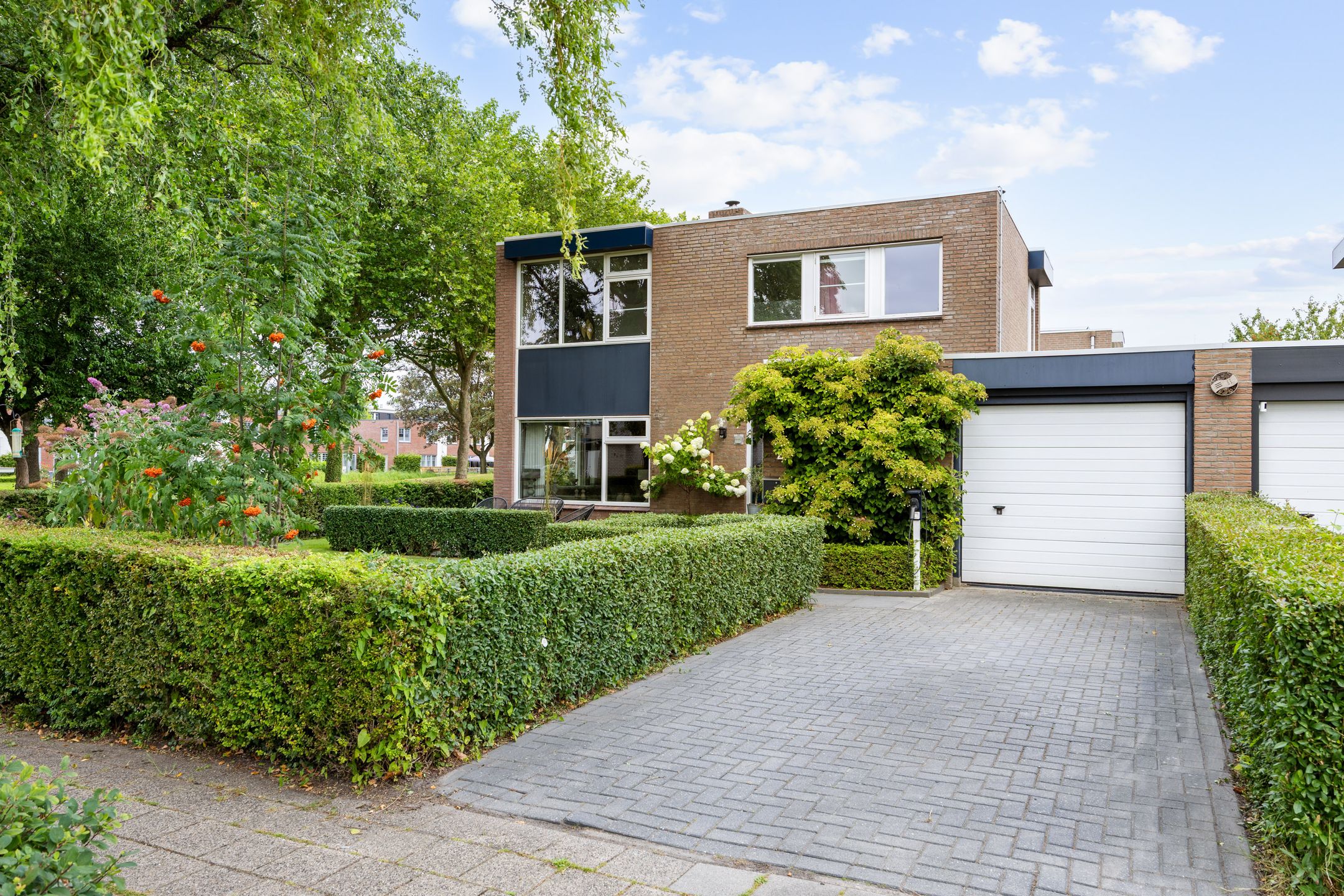 Foto van De Lijnbaan 2, Bedum