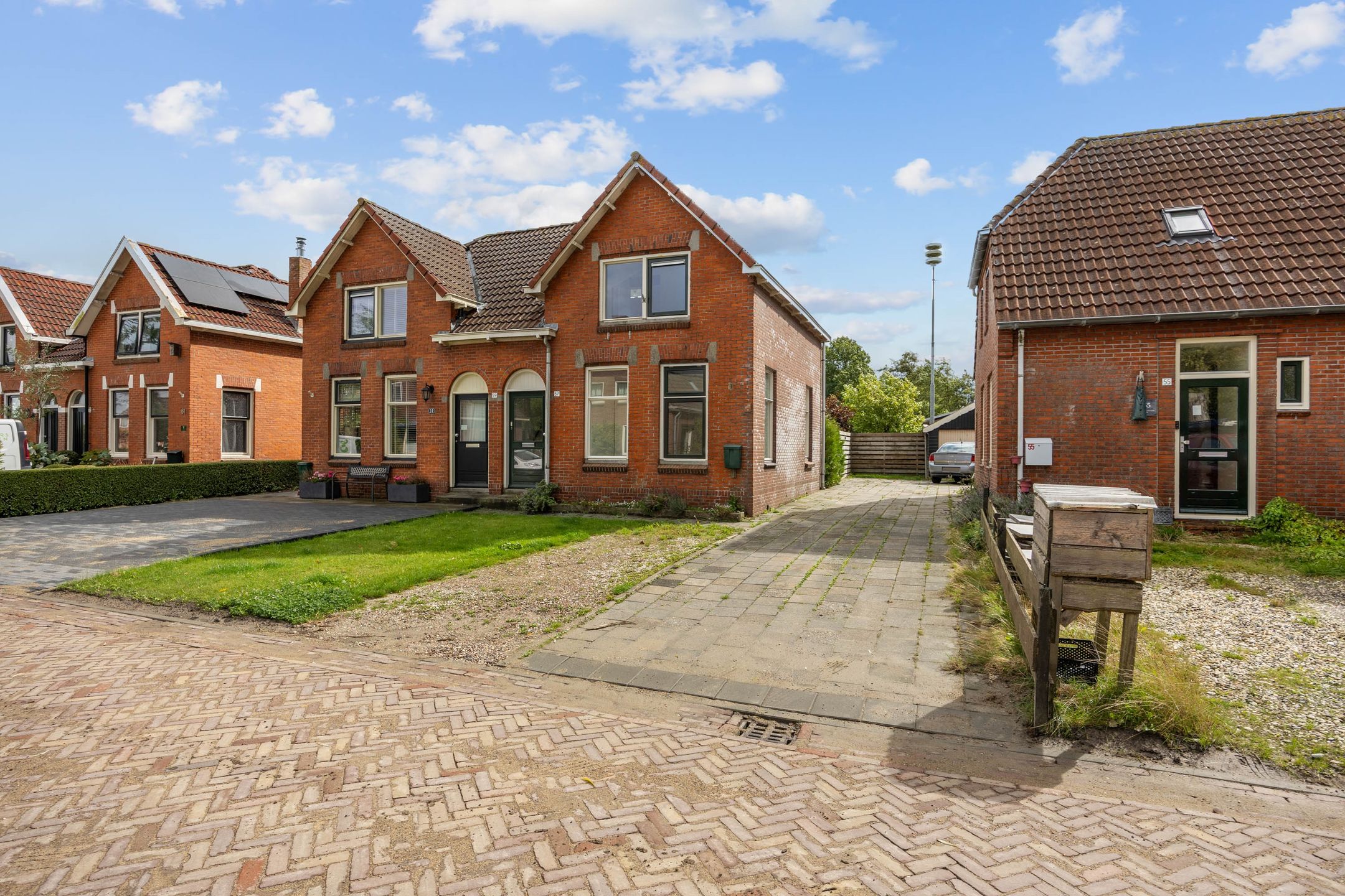 Foto van Nieuwestreek 57, Ezinge