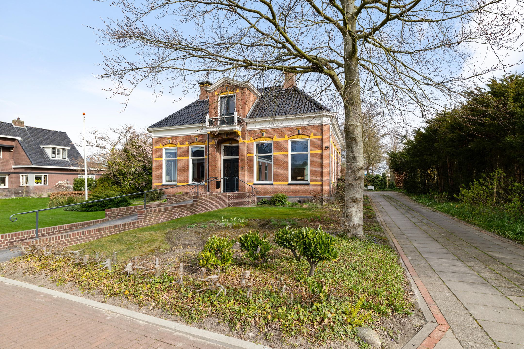 Foto van Hoofdstraat 27, Leens