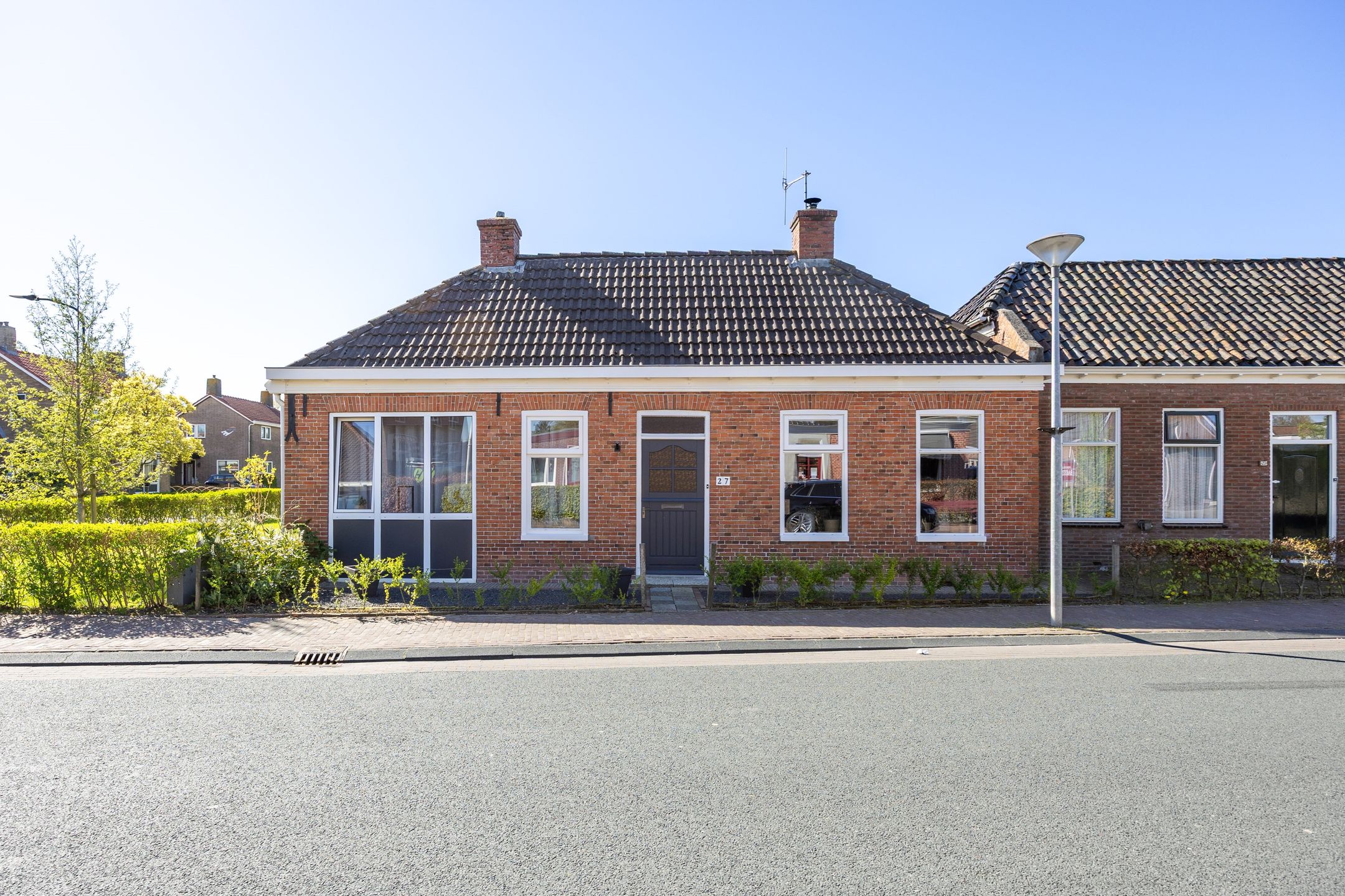 Foto van Valge 27, Leens