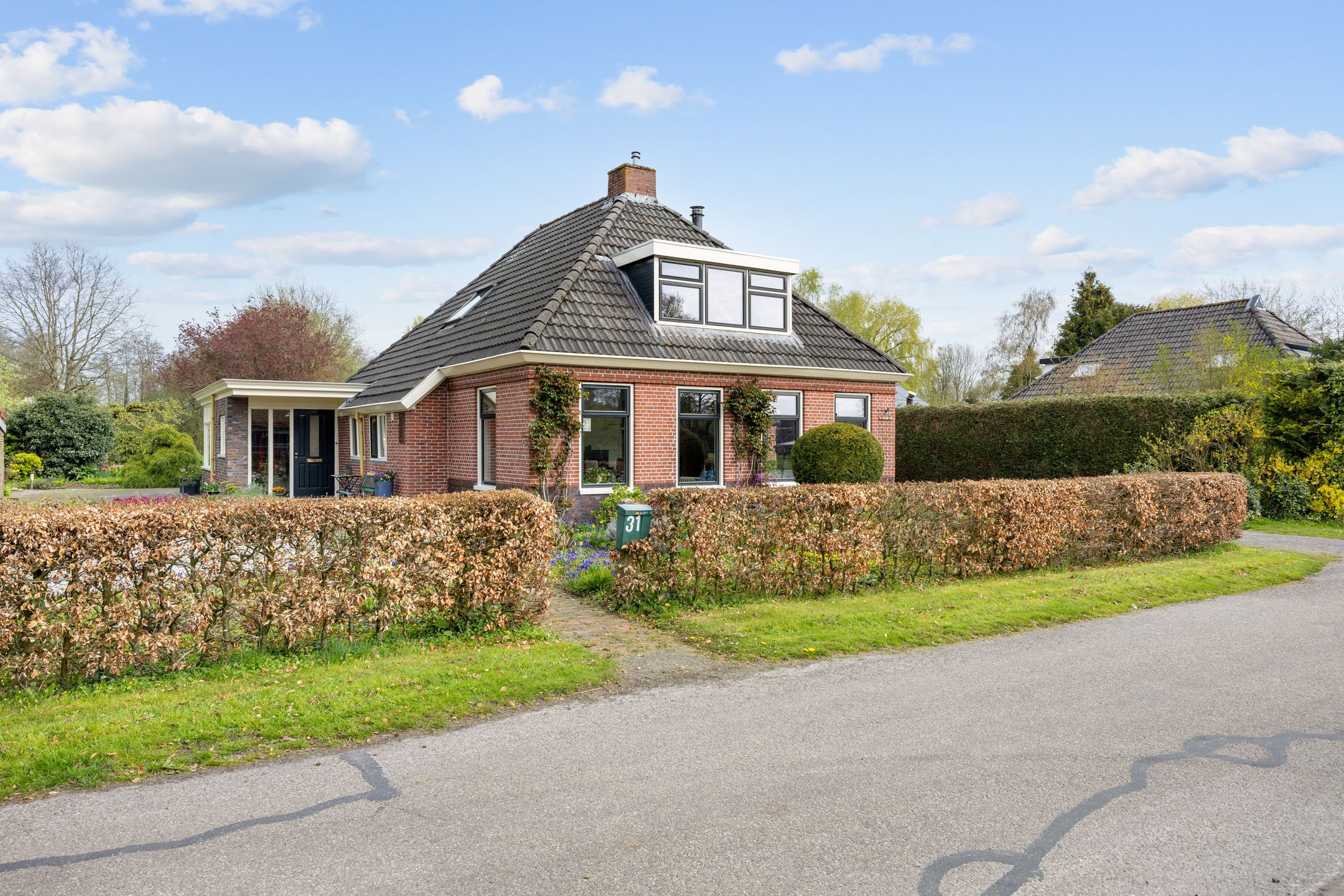 Foto van Helpman 31, Warffum